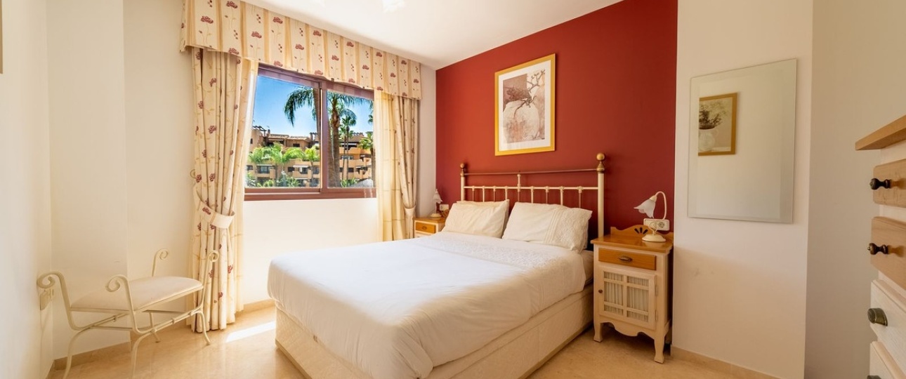 Rynek wtórny - apartment - Estepona - Costalita