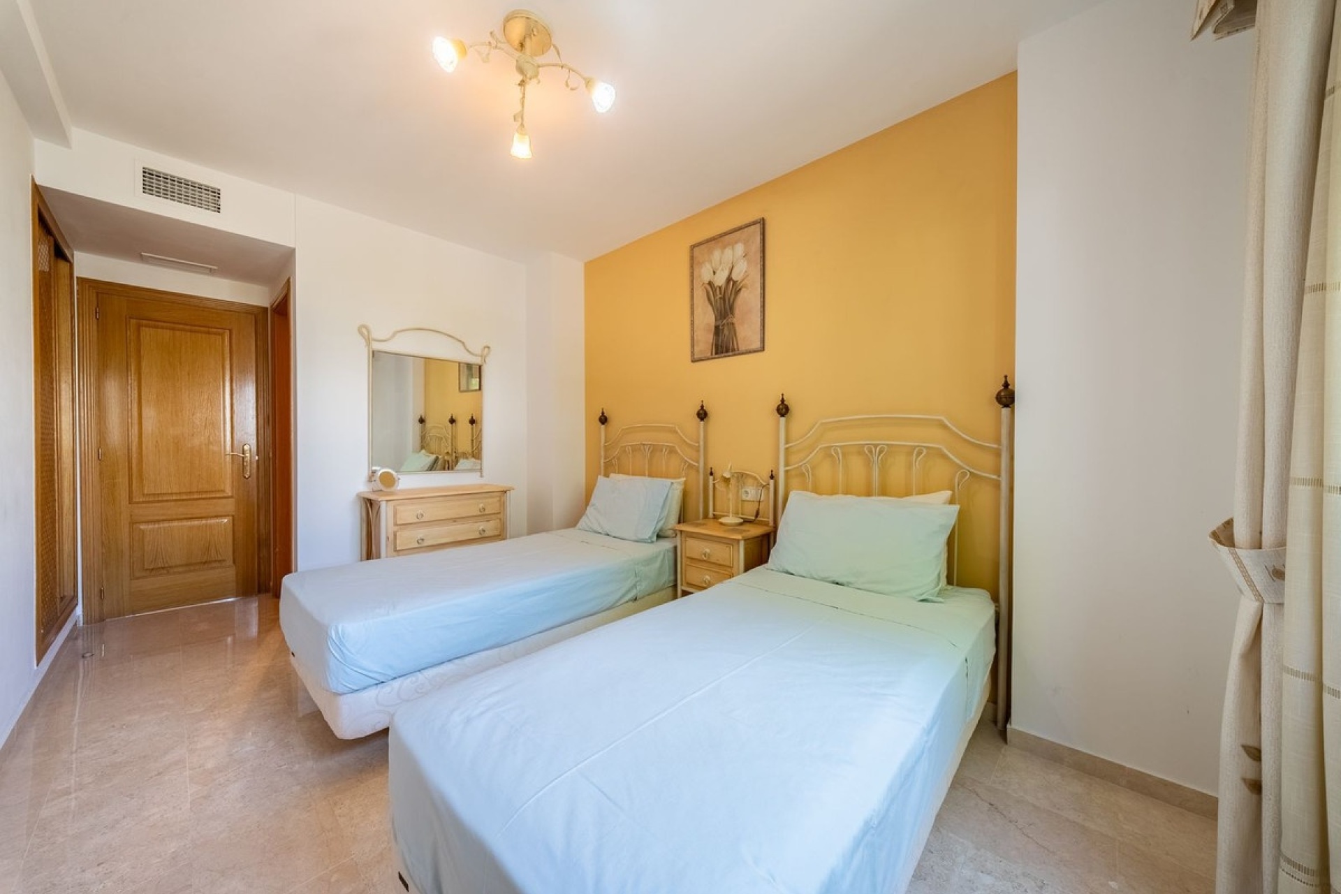 Rynek wtórny - apartment - Estepona - Costalita