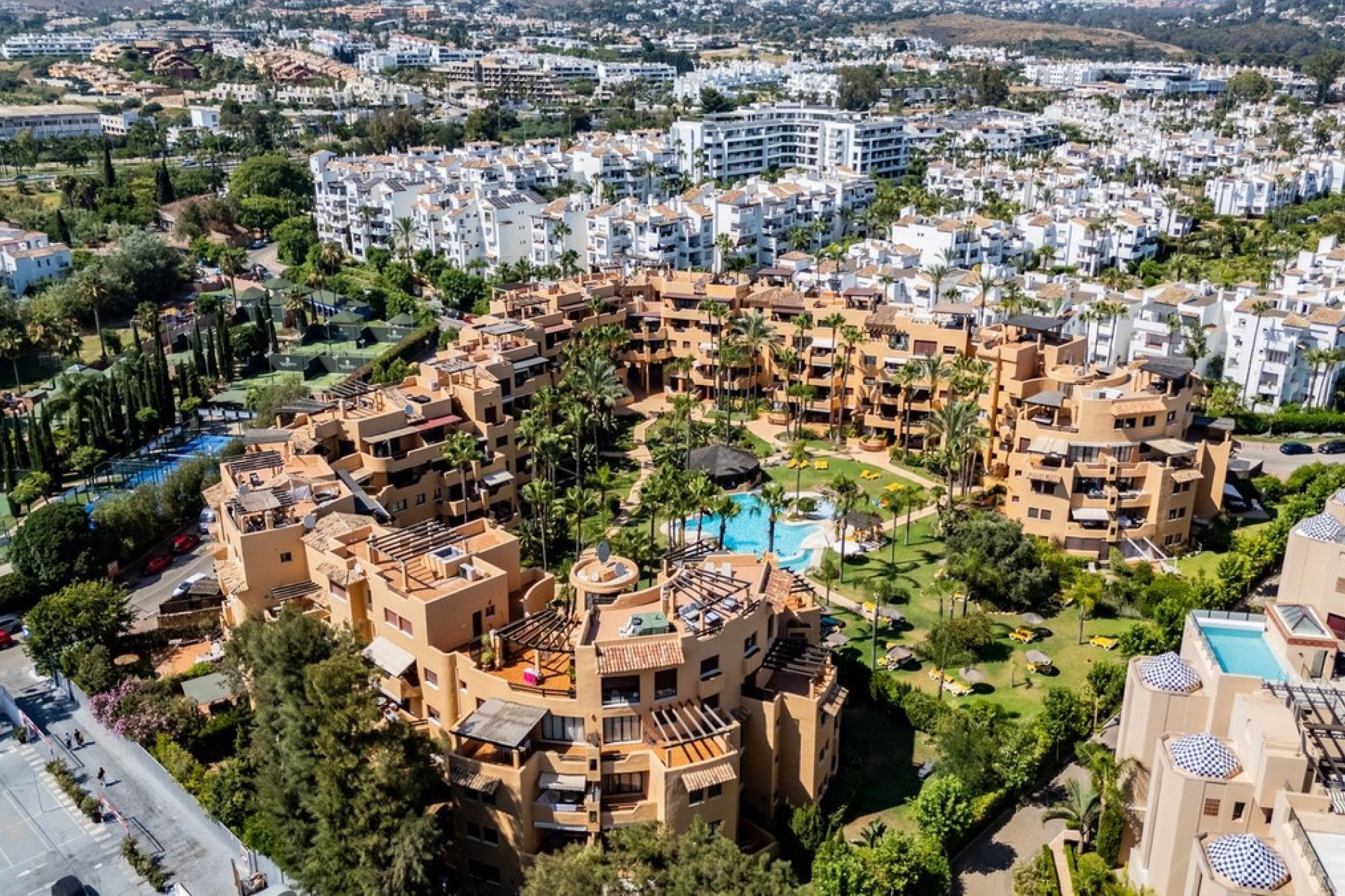 Rynek wtórny - apartment - Estepona - Costalita