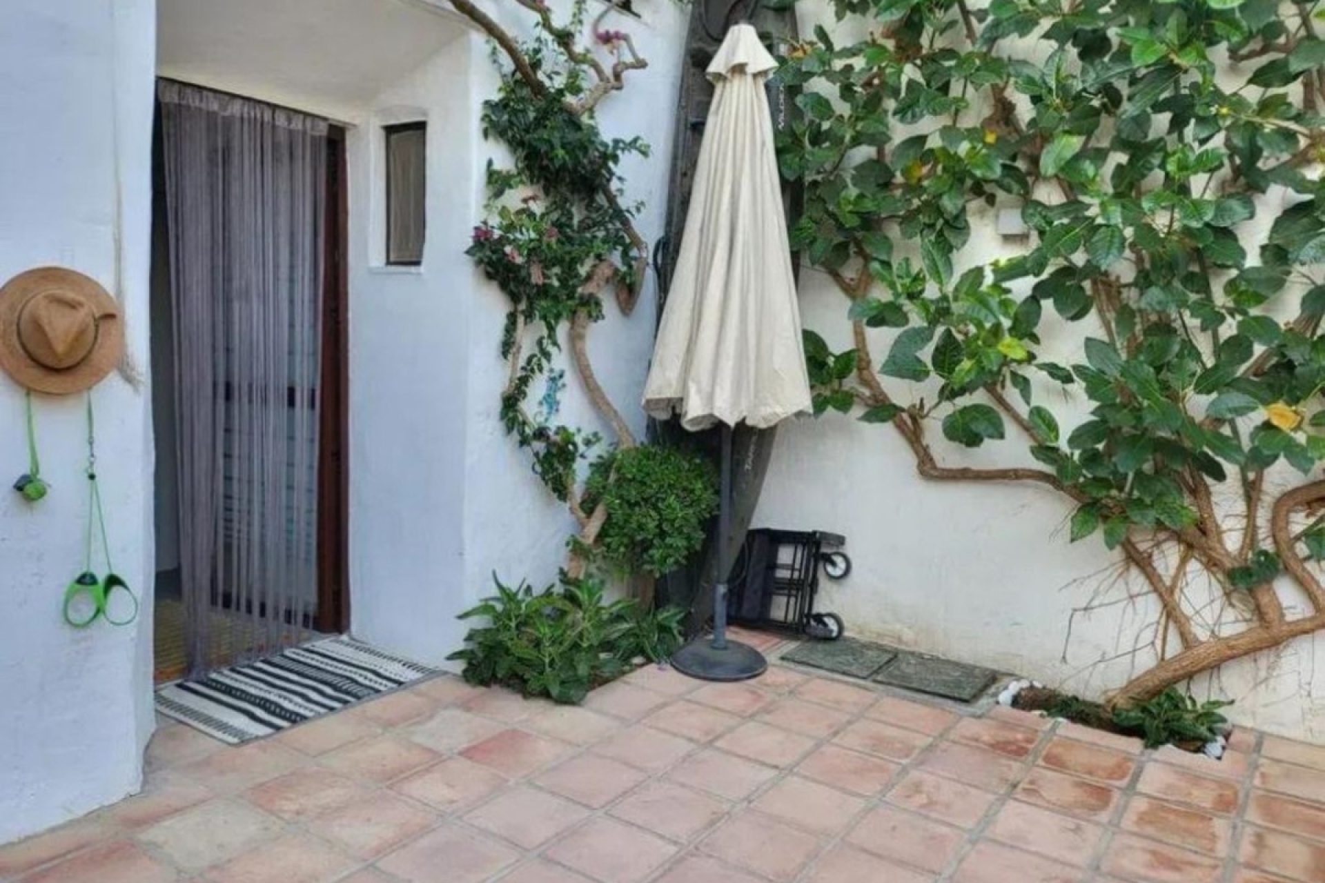 Rynek wtórny - apartment - Estepona - Costalita