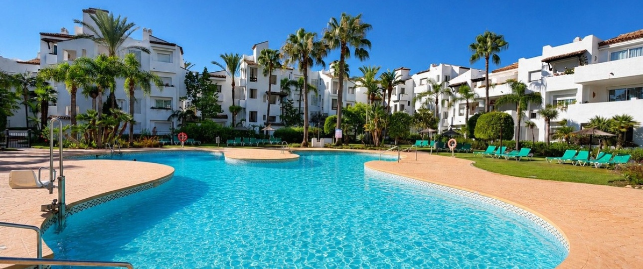 Rynek wtórny - apartment - Estepona - Costalita