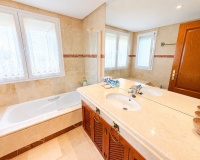 Rynek wtórny - apartment - Estepona - Costalita