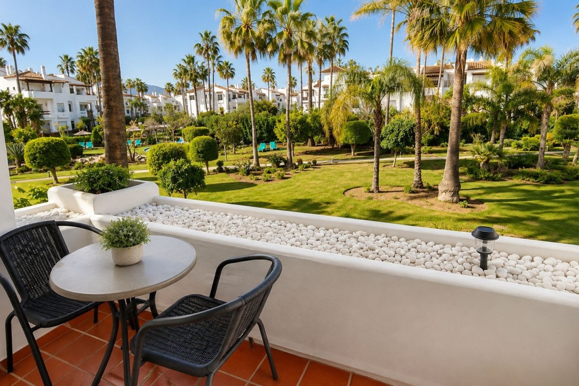 Rynek wtórny - apartment - Estepona - Costalita