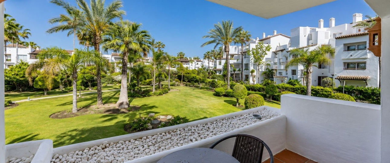 Rynek wtórny - apartment - Estepona - Costalita