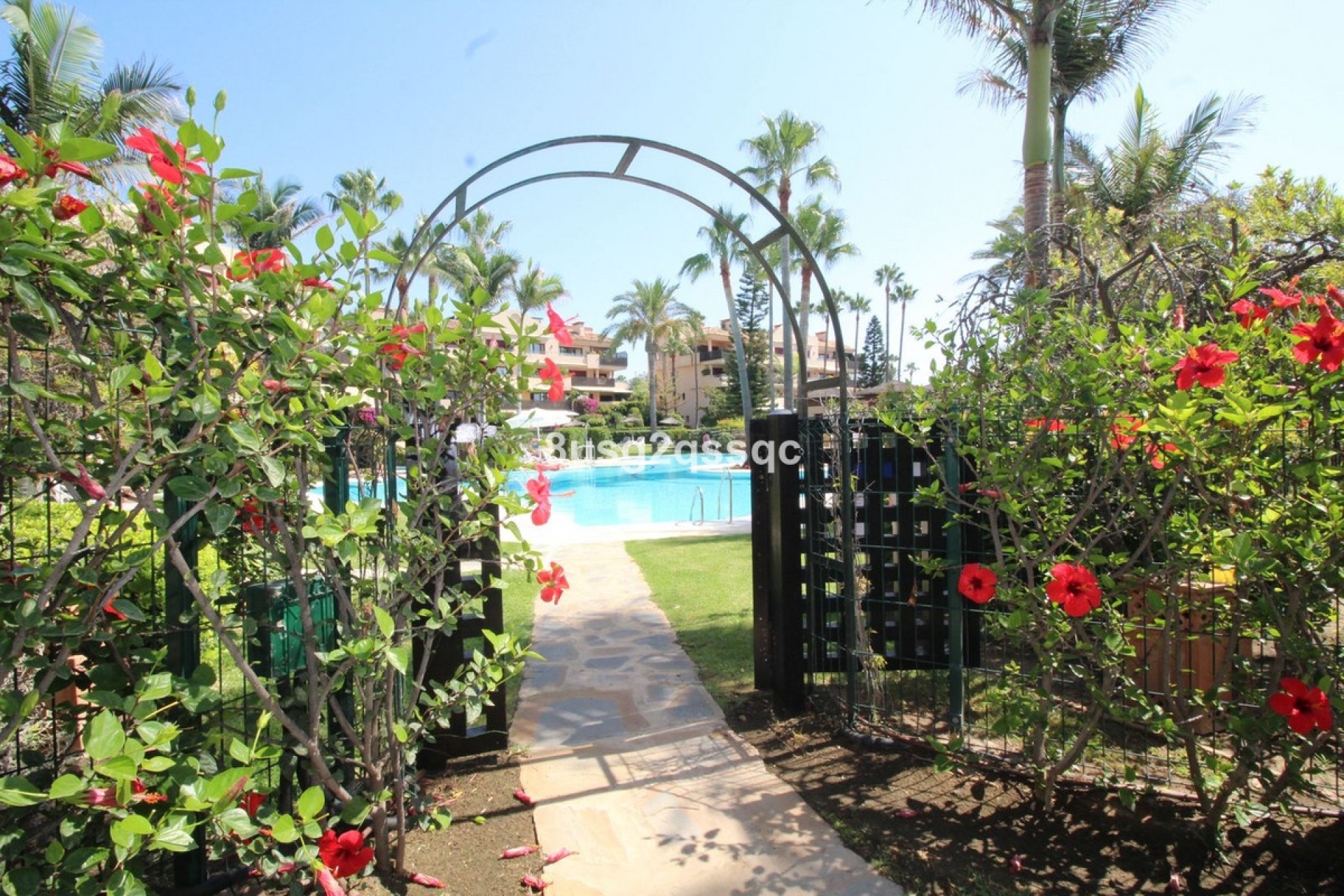 Rynek wtórny - apartment - Estepona - Costalita