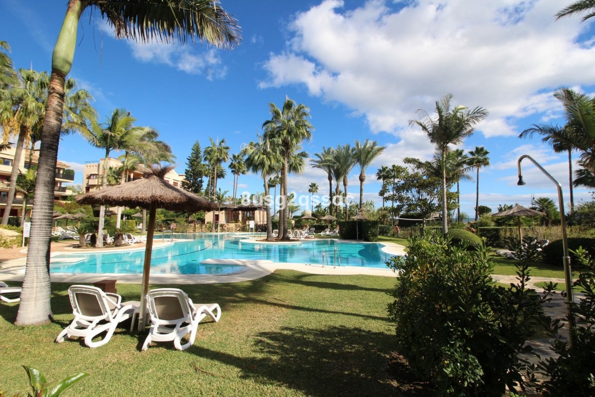 Rynek wtórny - apartment - Estepona - Costalita