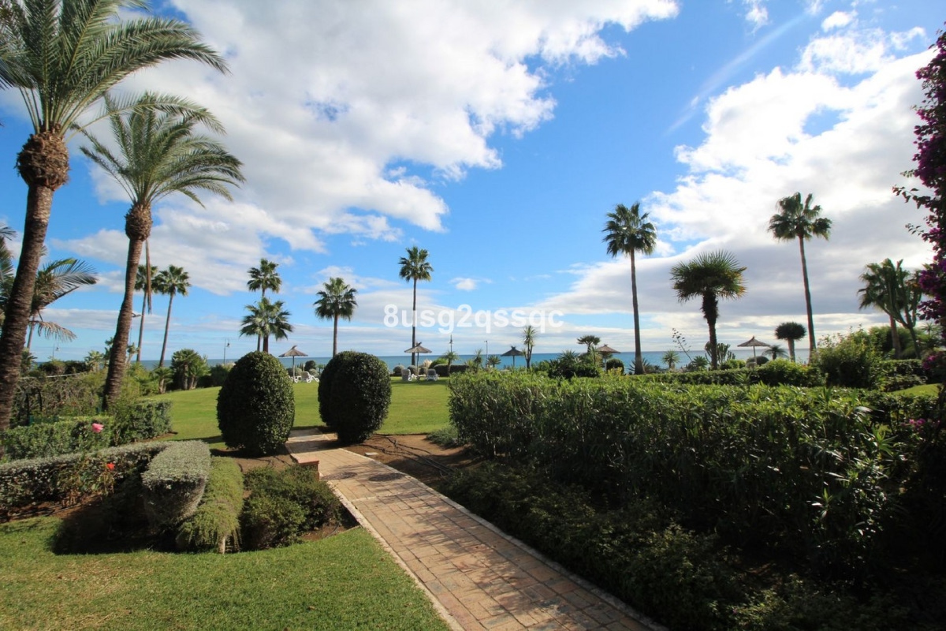 Rynek wtórny - apartment - Estepona - Costalita