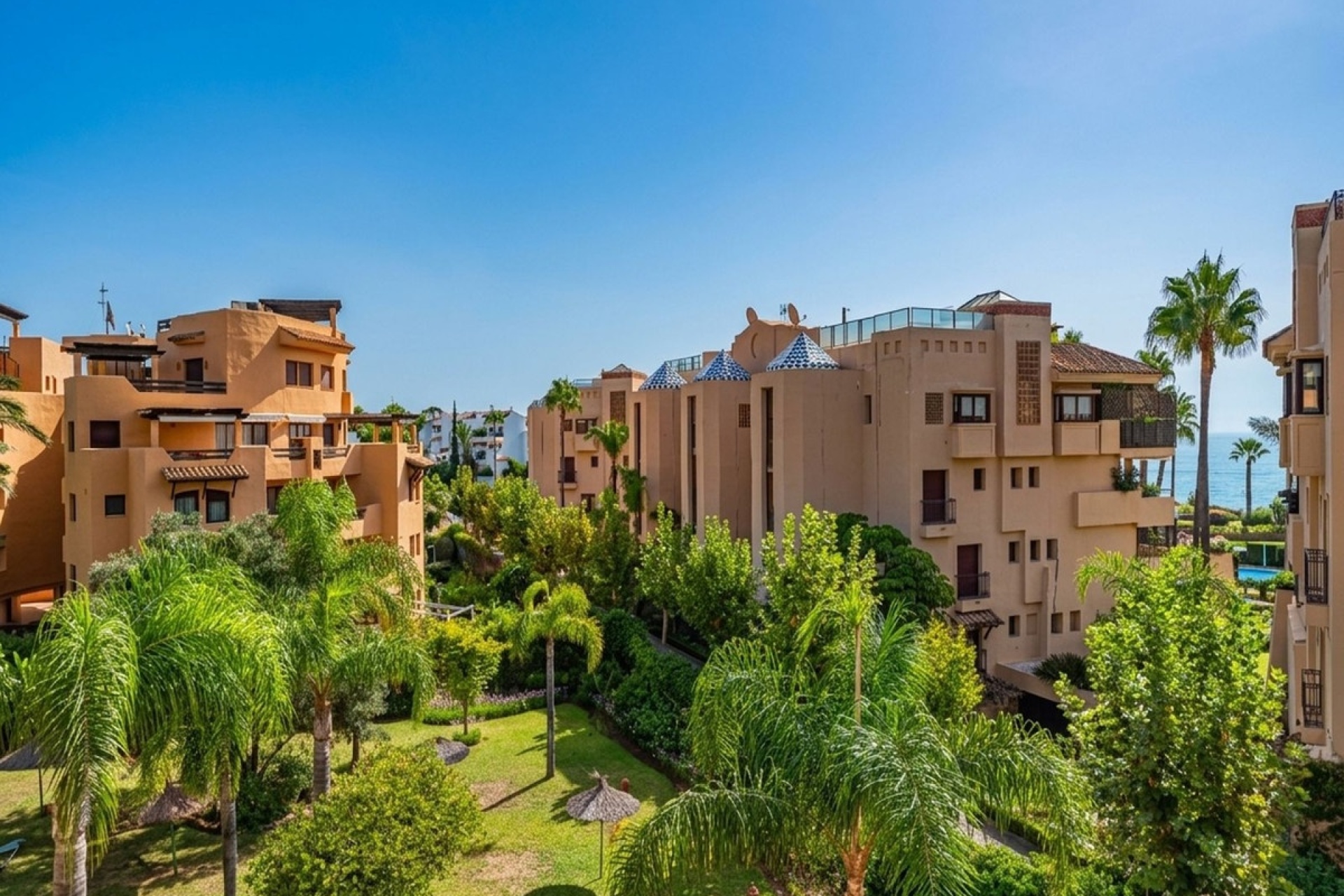Rynek wtórny - apartment - Estepona - Costalita