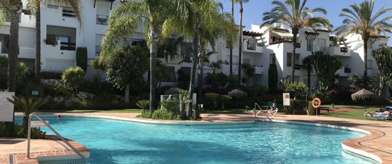 Rynek wtórny - apartment - Estepona - Costalita