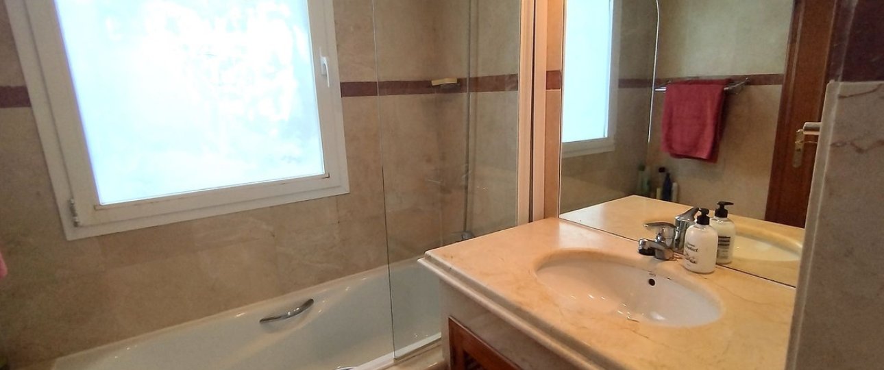 Rynek wtórny - apartment - Estepona - Costalita