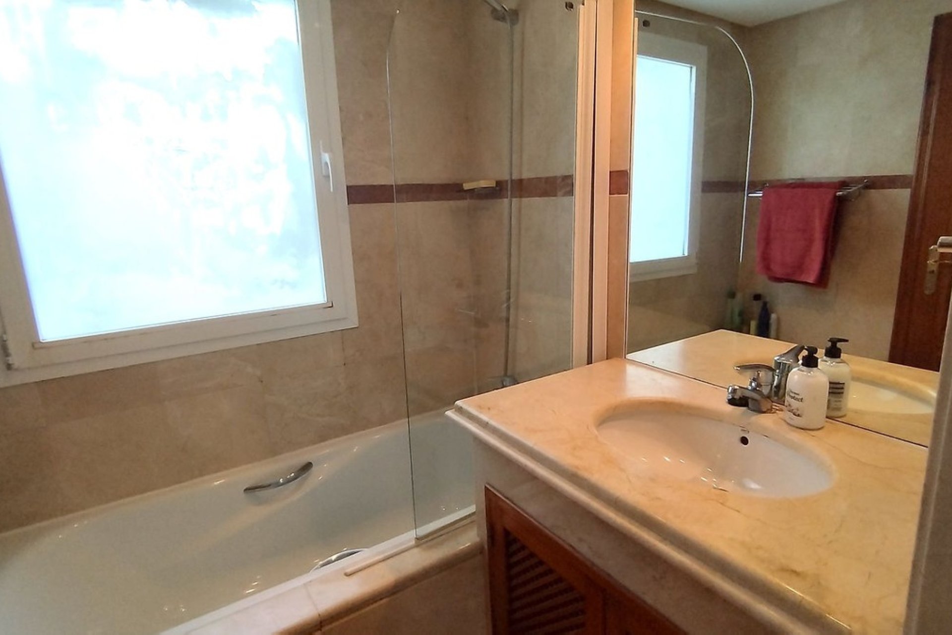 Rynek wtórny - apartment - Estepona - Costalita