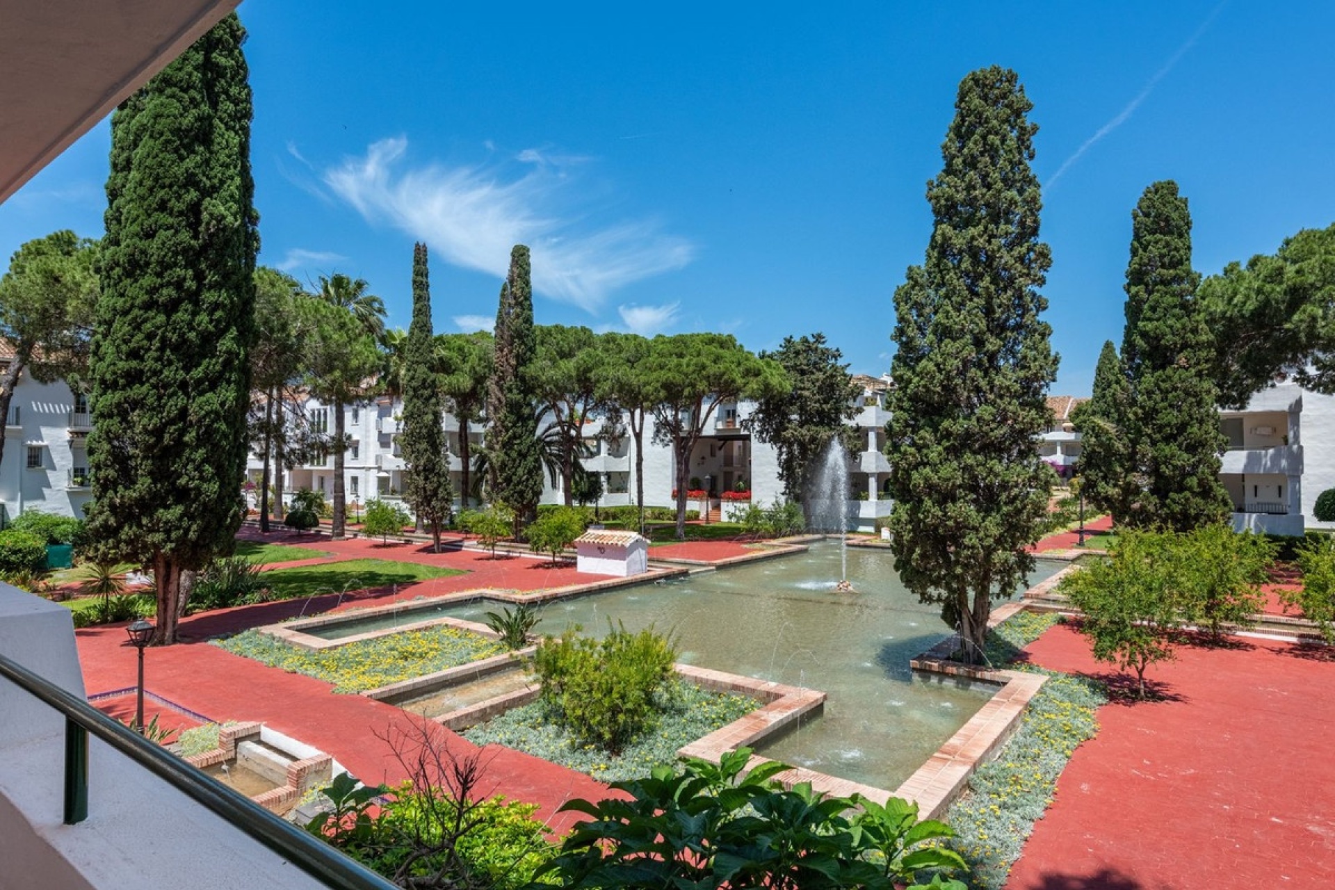 Rynek wtórny - apartment - Estepona - El Presidente
