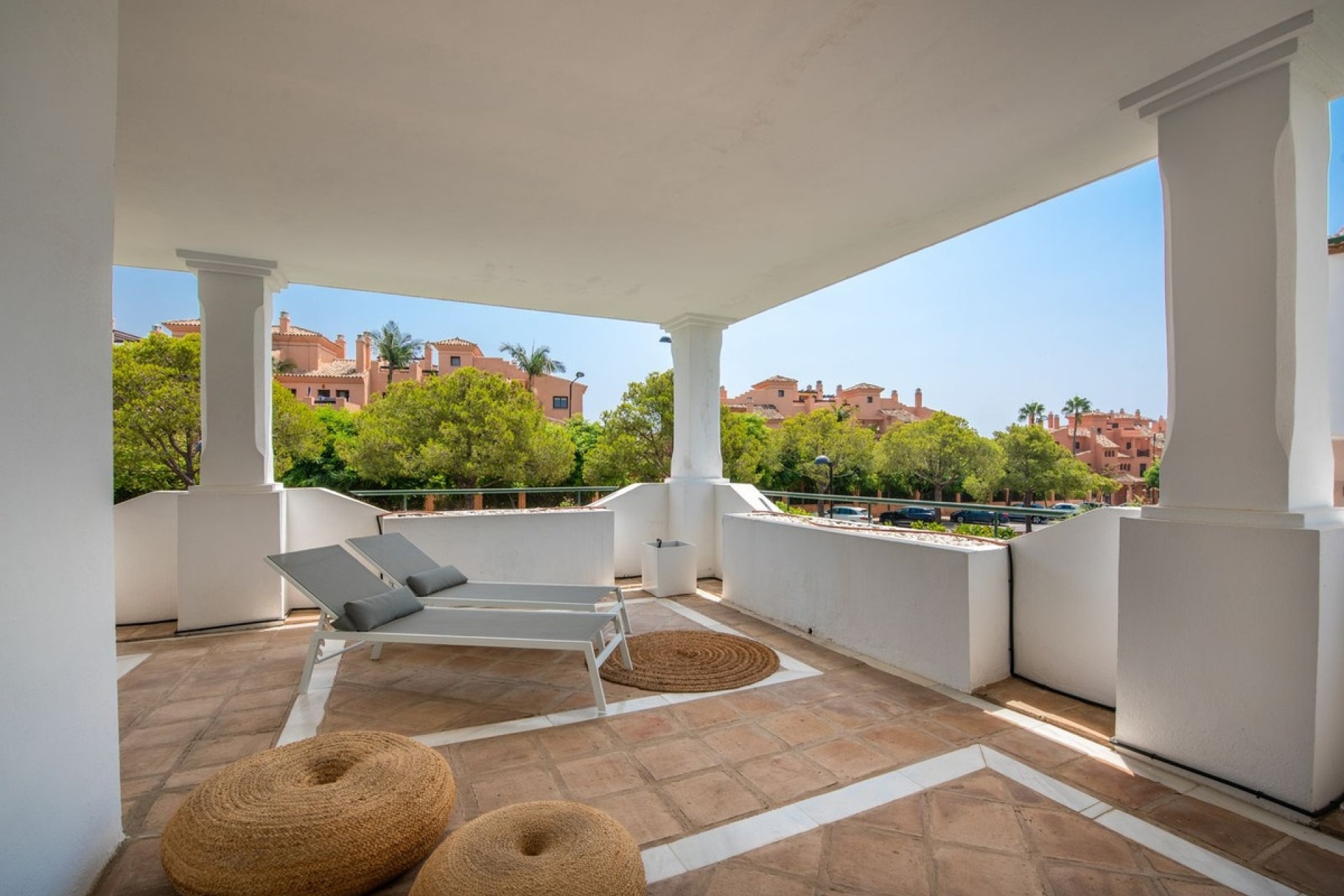 Rynek wtórny - apartment - Estepona - El Presidente