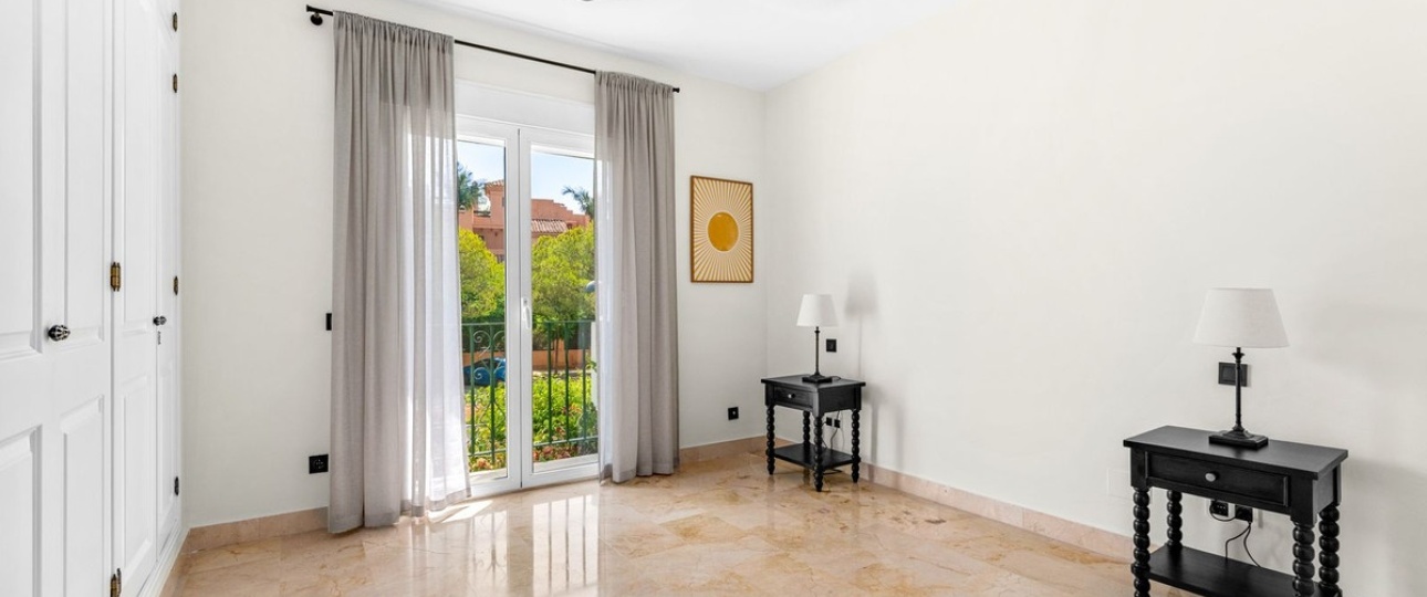 Rynek wtórny - apartment - Estepona - El Presidente