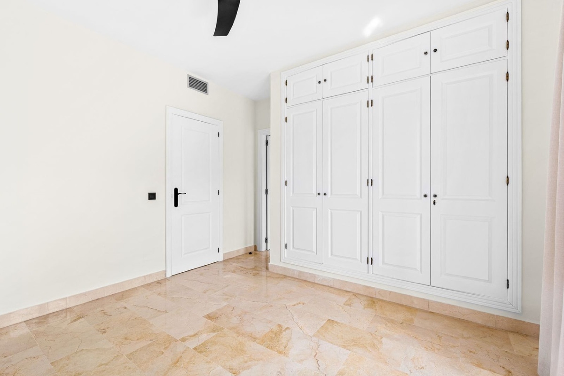 Rynek wtórny - apartment - Estepona - El Presidente
