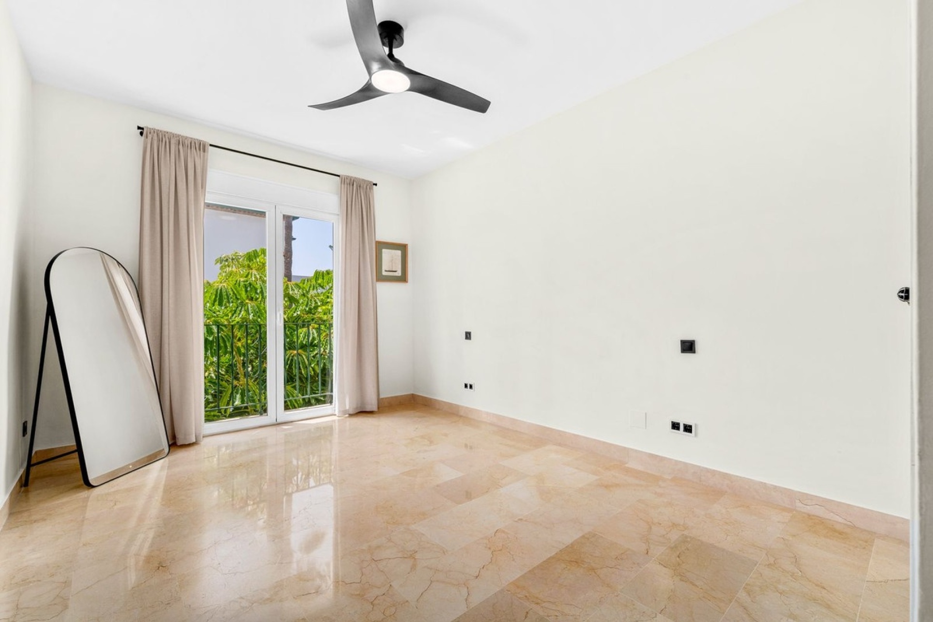 Rynek wtórny - apartment - Estepona - El Presidente