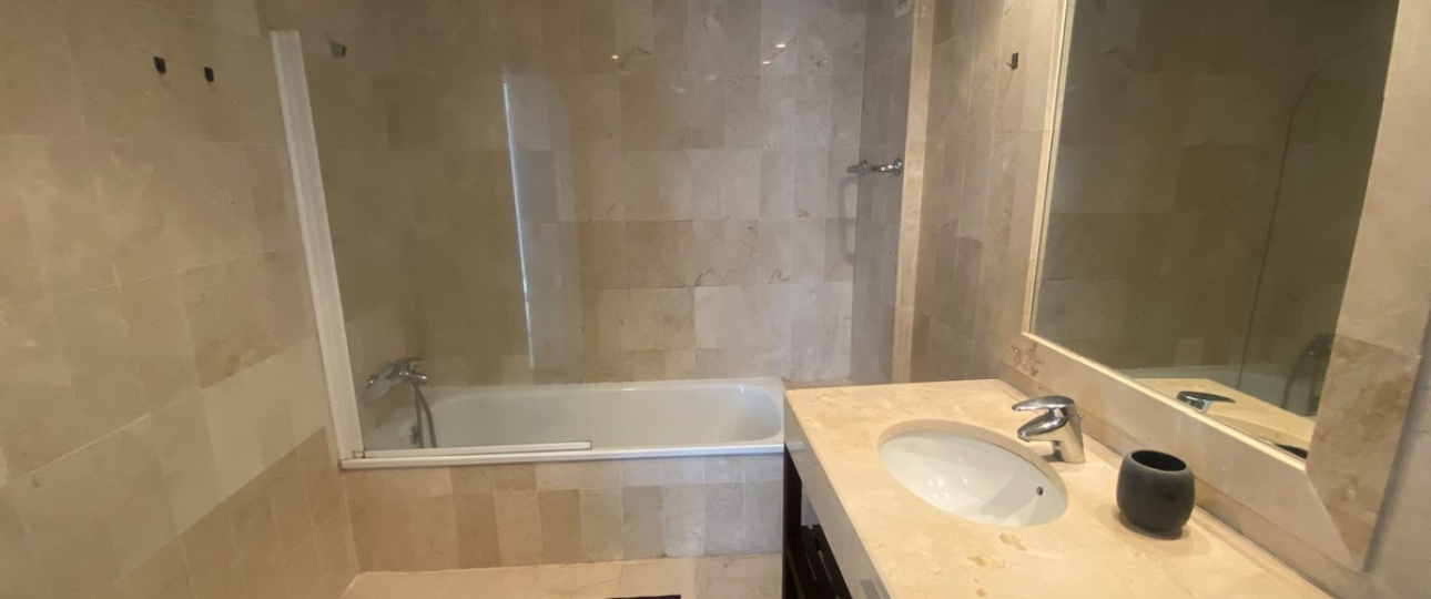 Rynek wtórny - apartment - Estepona - El Presidente