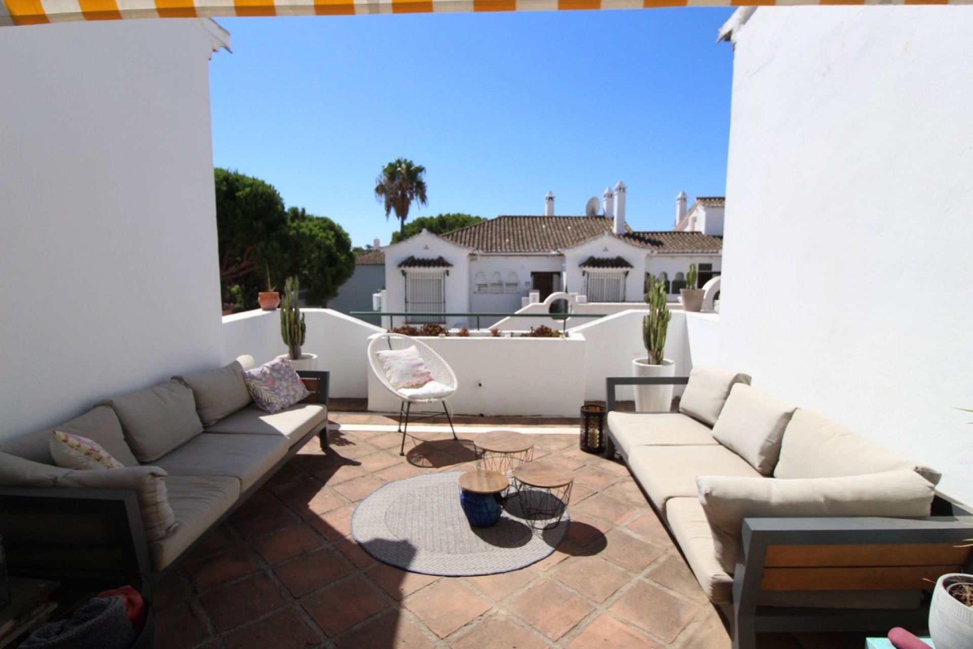 Rynek wtórny - apartment - Estepona - El Presidente
