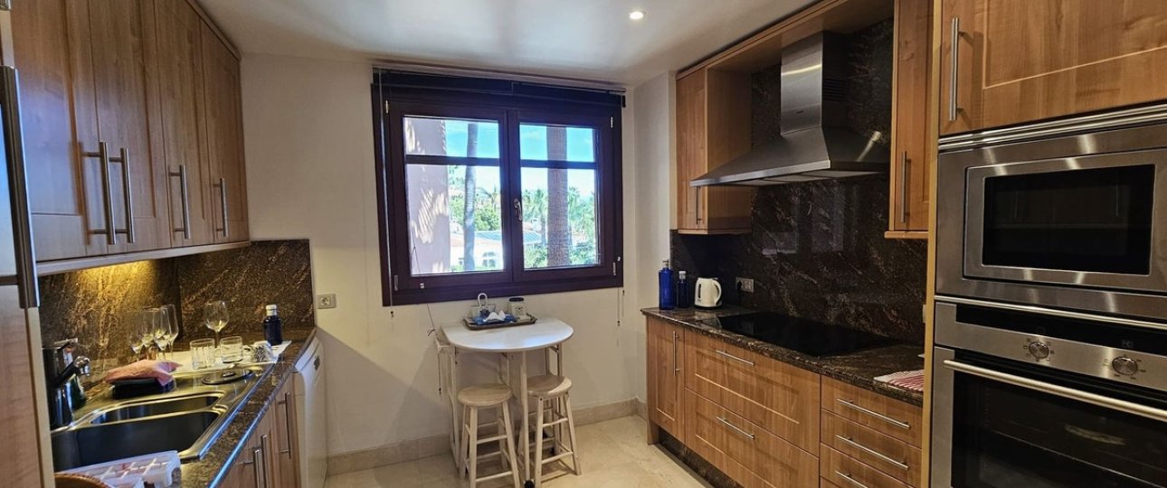 Rynek wtórny - apartment - Estepona - Estepona Centro