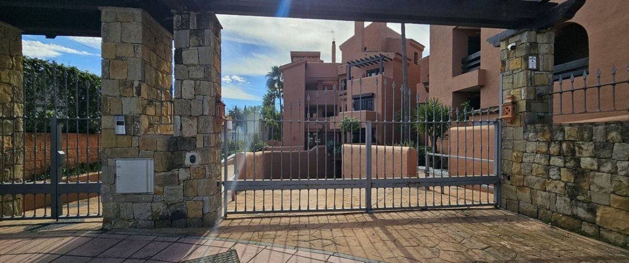 Rynek wtórny - apartment - Estepona - Estepona Centro