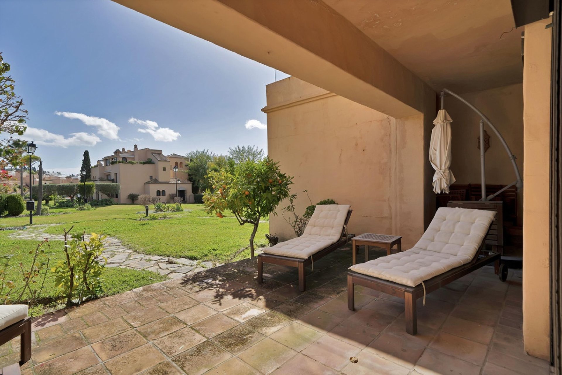 Rynek wtórny - apartment - Estepona - Estepona Centro