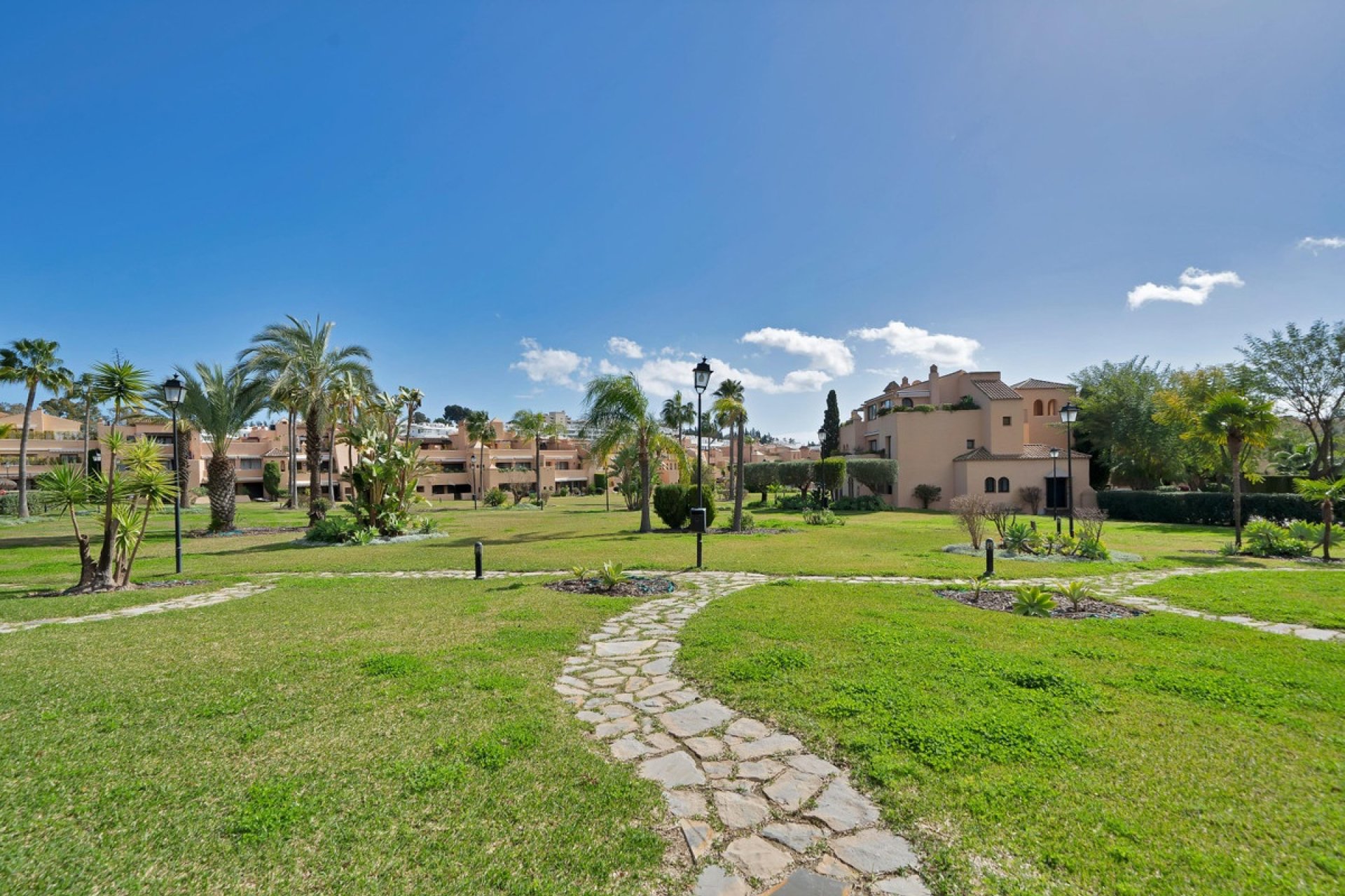 Rynek wtórny - apartment - Estepona - Estepona Centro