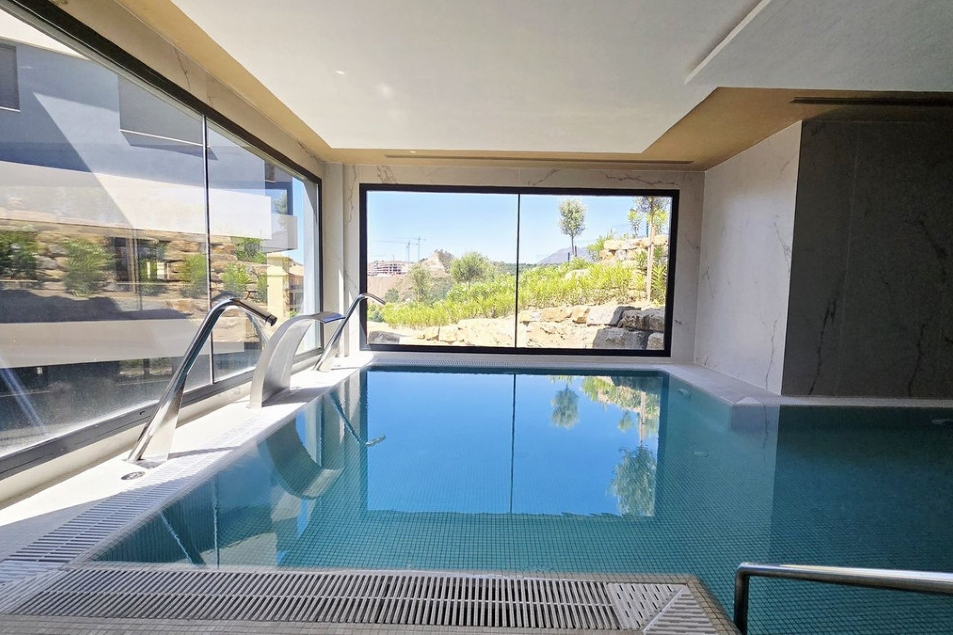 Rynek wtórny - apartment - Estepona - Estepona Centro