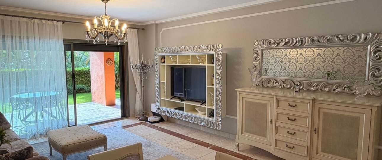 Rynek wtórny - apartment - Estepona - Estepona Centro