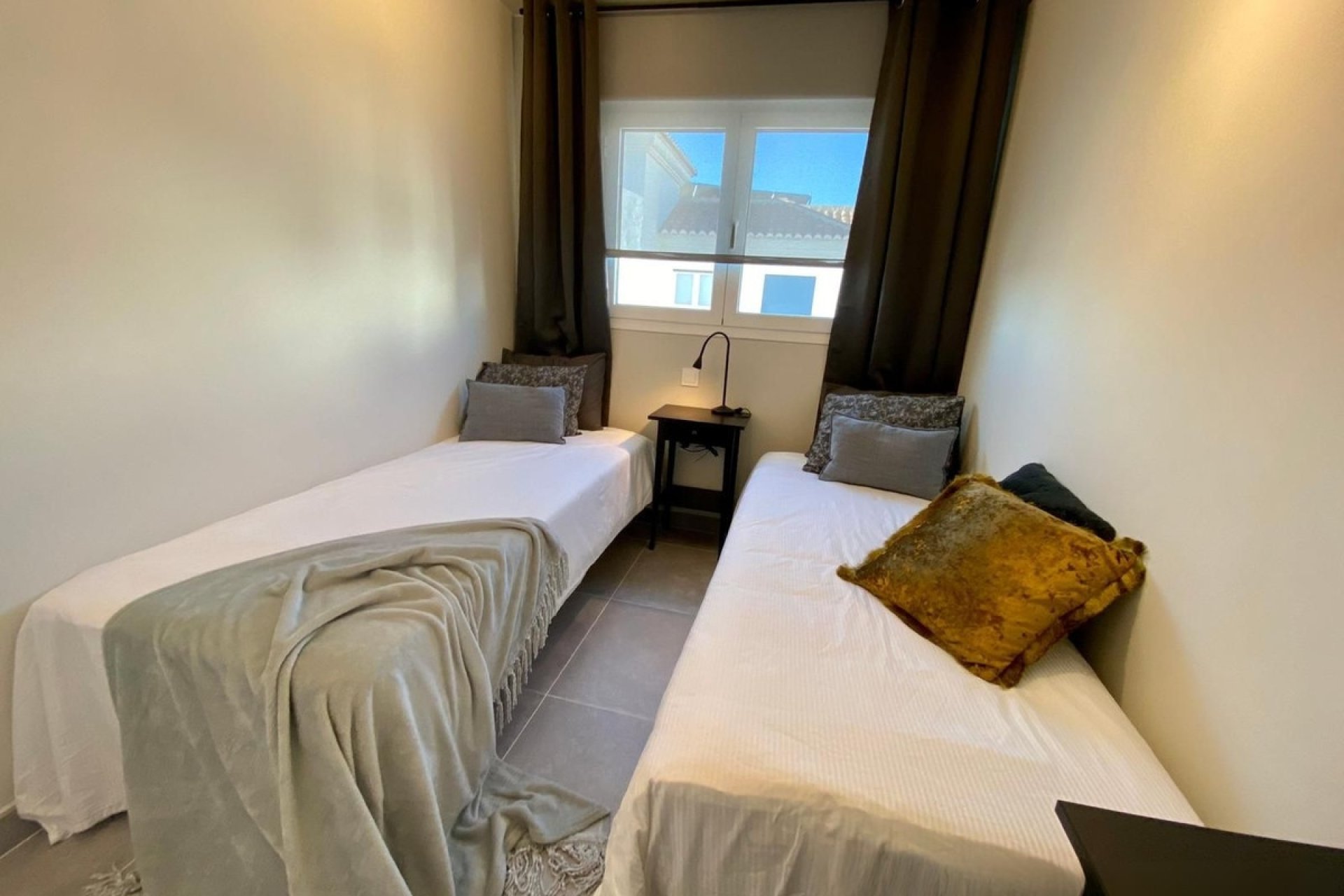 Rynek wtórny - apartment - Estepona - Estepona Centro