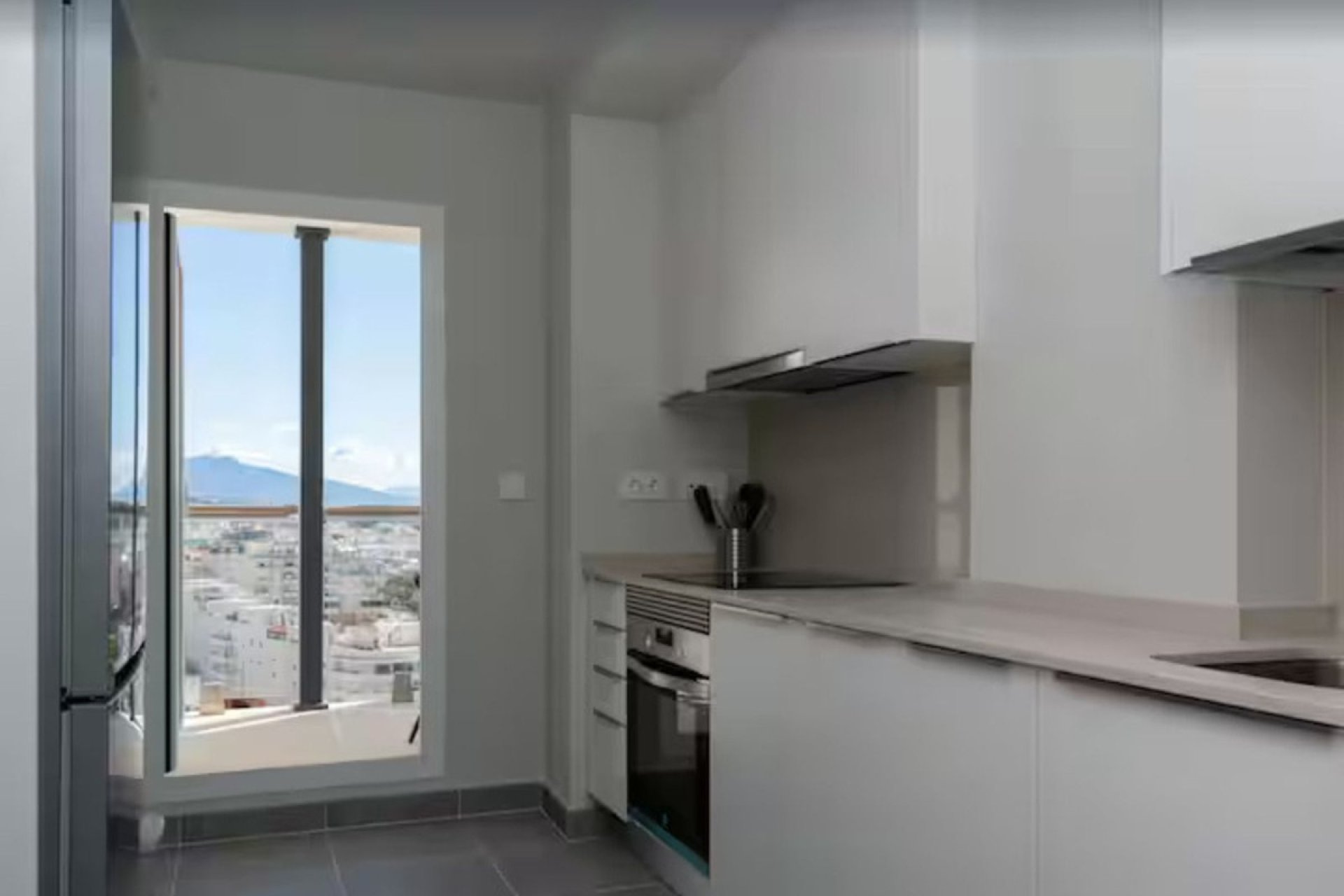 Rynek wtórny - apartment - Estepona - Estepona Centro