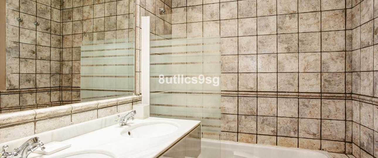 Rynek wtórny - apartment - Estepona - Estepona Centro