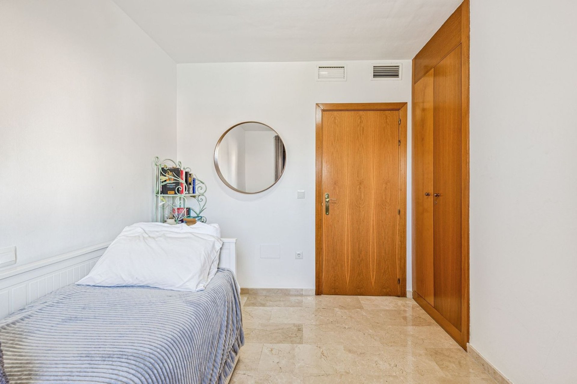 Rynek wtórny - apartment - Estepona - Estepona Centro