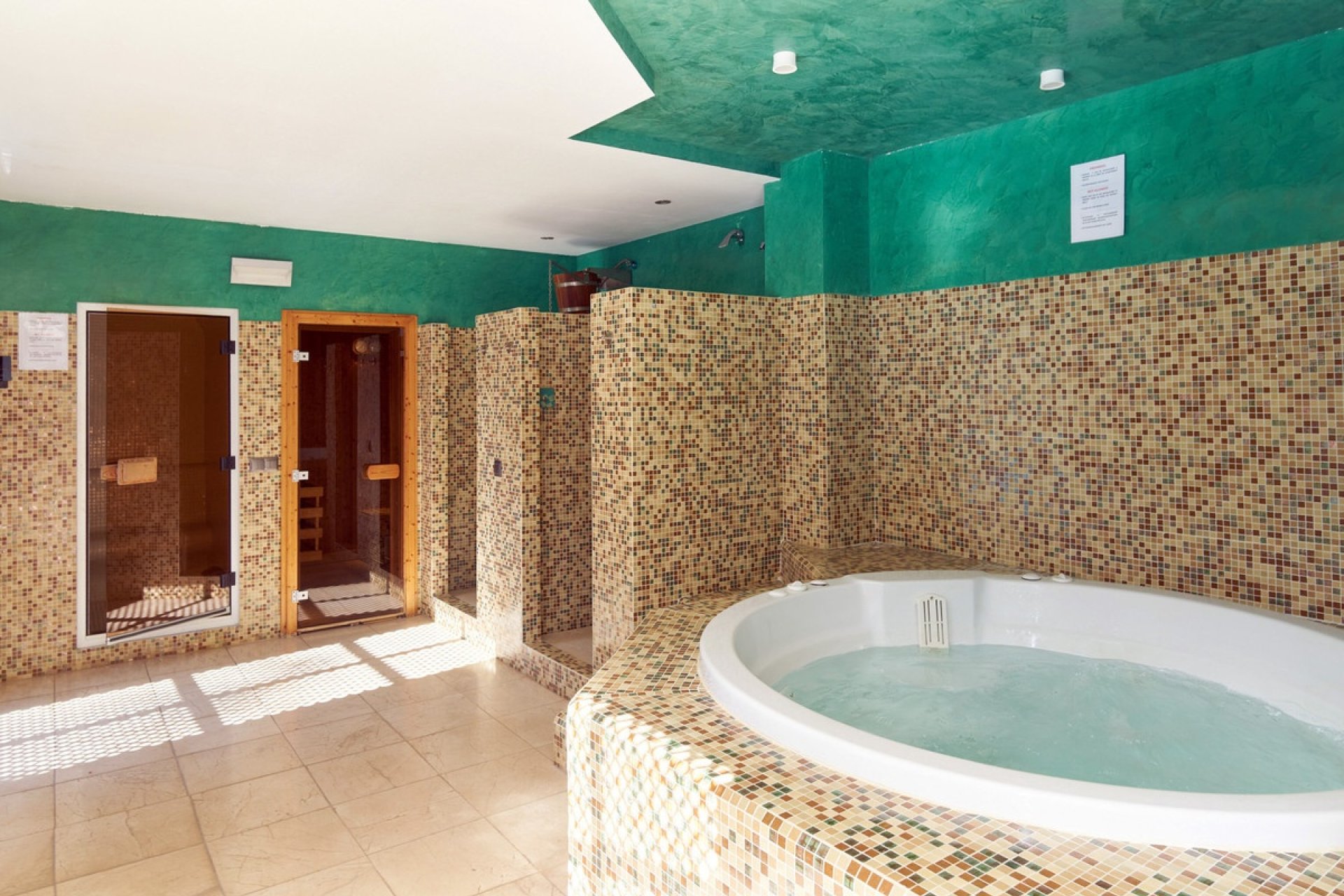 Rynek wtórny - apartment - Estepona - Estepona Centro