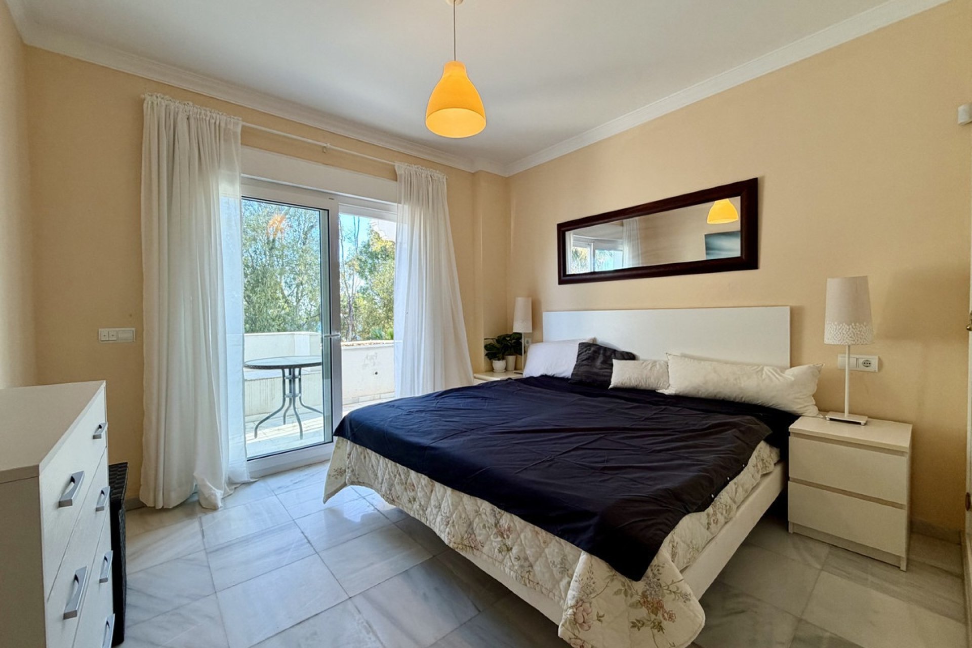 Rynek wtórny - apartment - Estepona - Estepona Centro