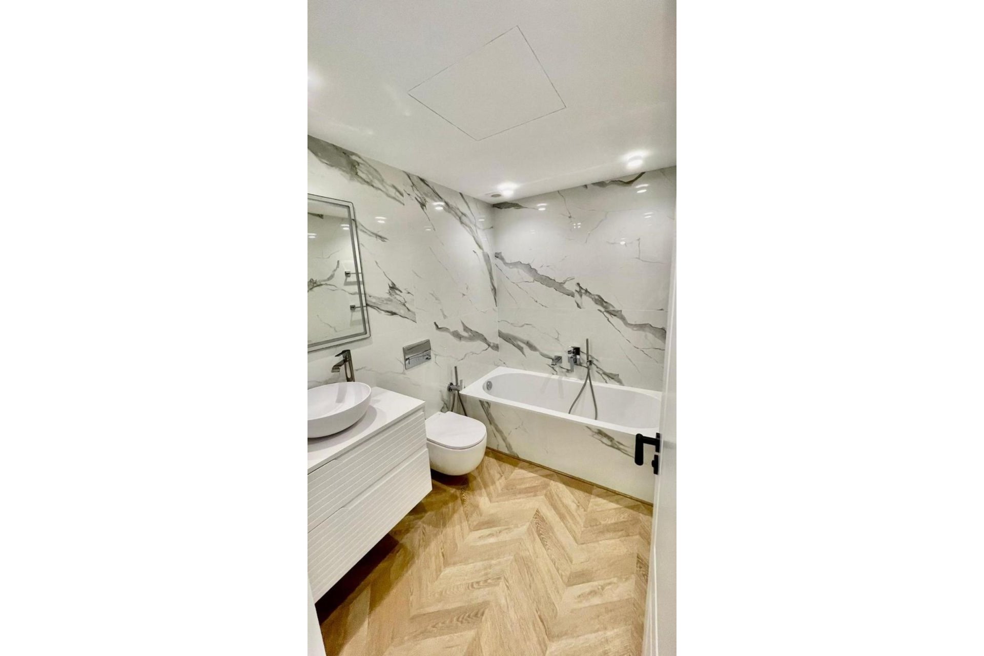 Rynek wtórny - apartment - Estepona - Estepona Centro