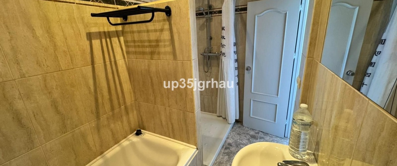 Rynek wtórny - apartment - Estepona - Estepona Centro