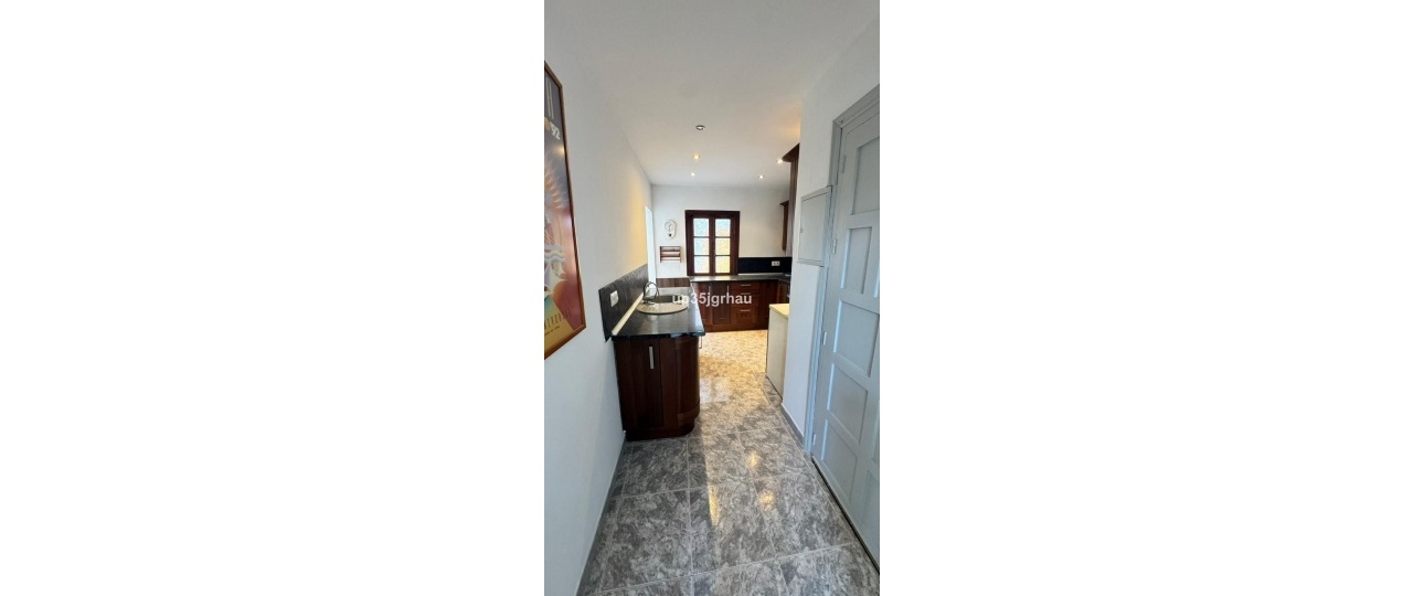 Rynek wtórny - apartment - Estepona - Estepona Centro