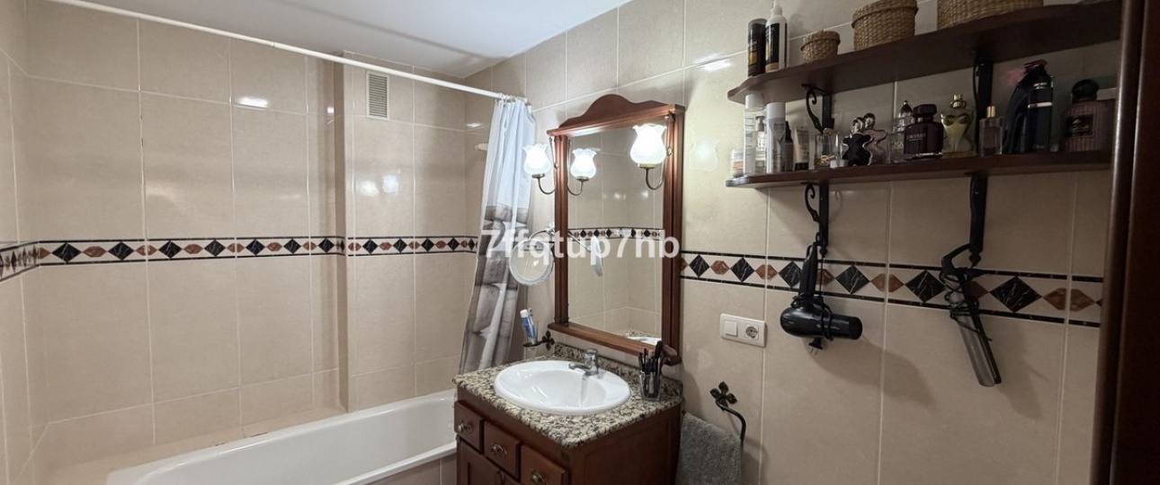 Rynek wtórny - apartment - Estepona - Estepona Centro
