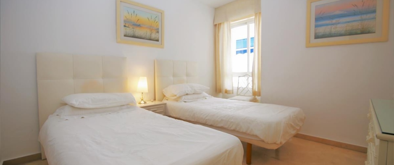 Rynek wtórny - apartment - Estepona - Estepona Centro