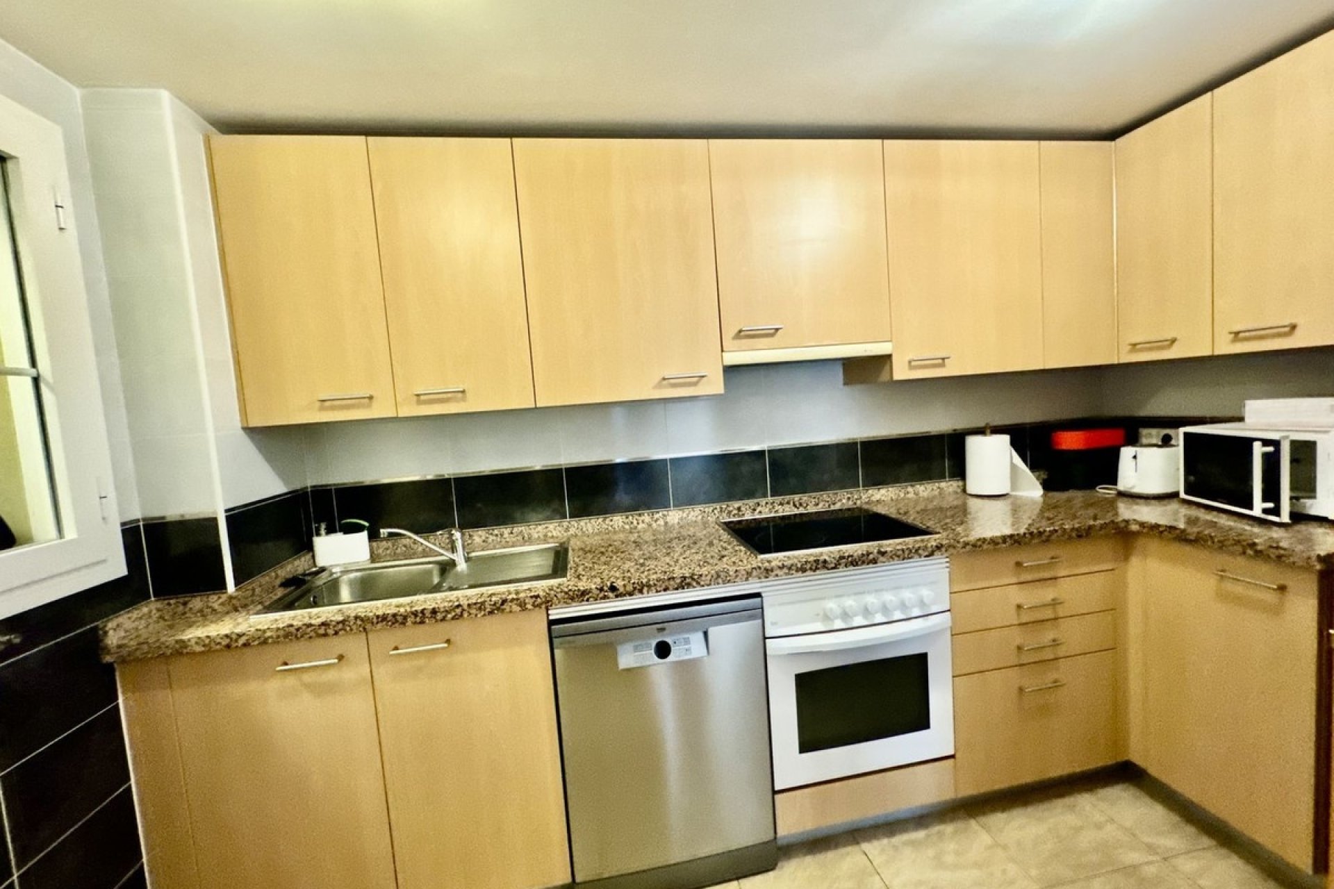 Rynek wtórny - apartment - Estepona - Estepona Centro