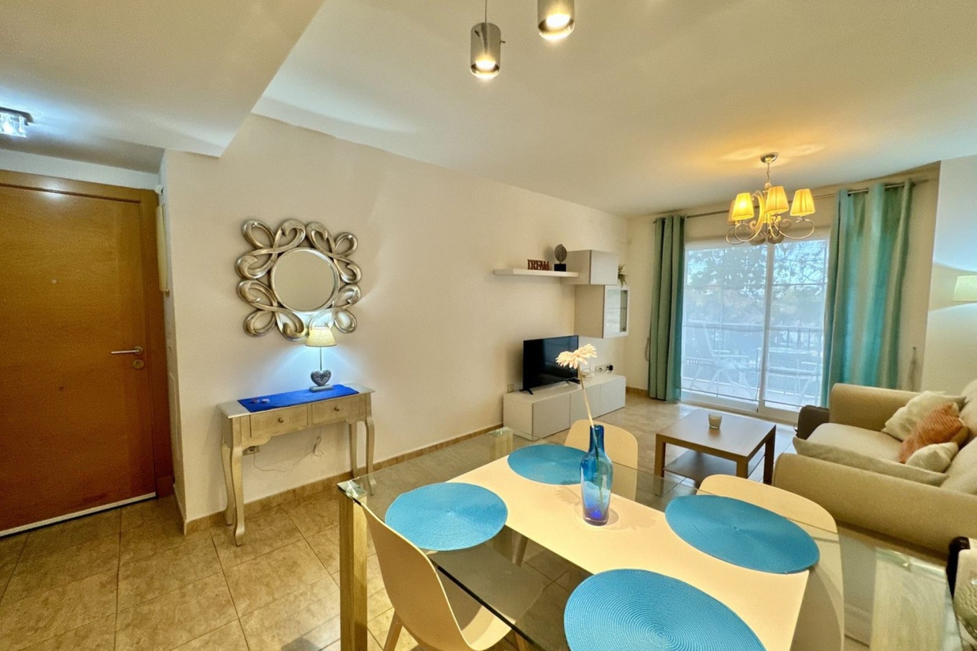 Rynek wtórny - apartment - Estepona - Estepona Centro