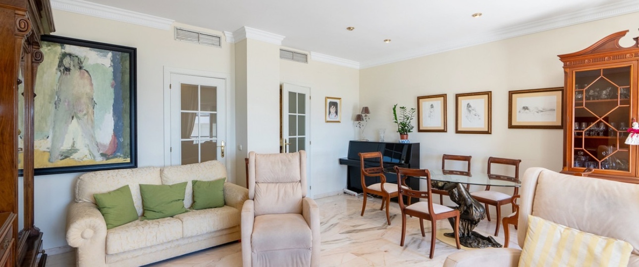 Rynek wtórny - apartment - Estepona - Estepona Centro