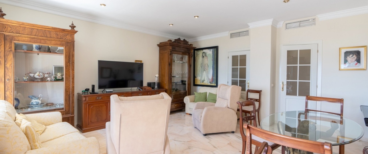 Rynek wtórny - apartment - Estepona - Estepona Centro