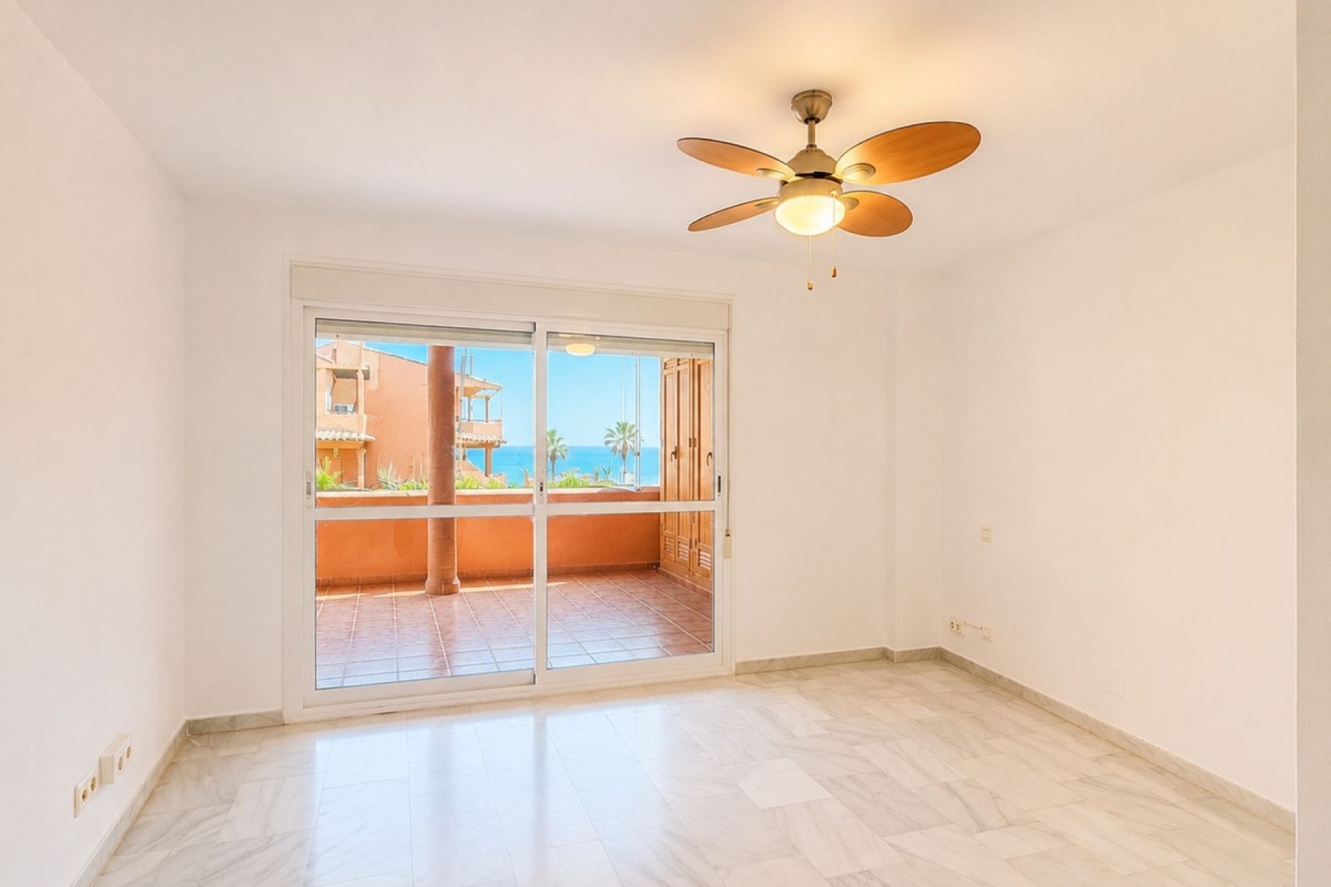 Rynek wtórny - apartment - Estepona - Estepona Centro