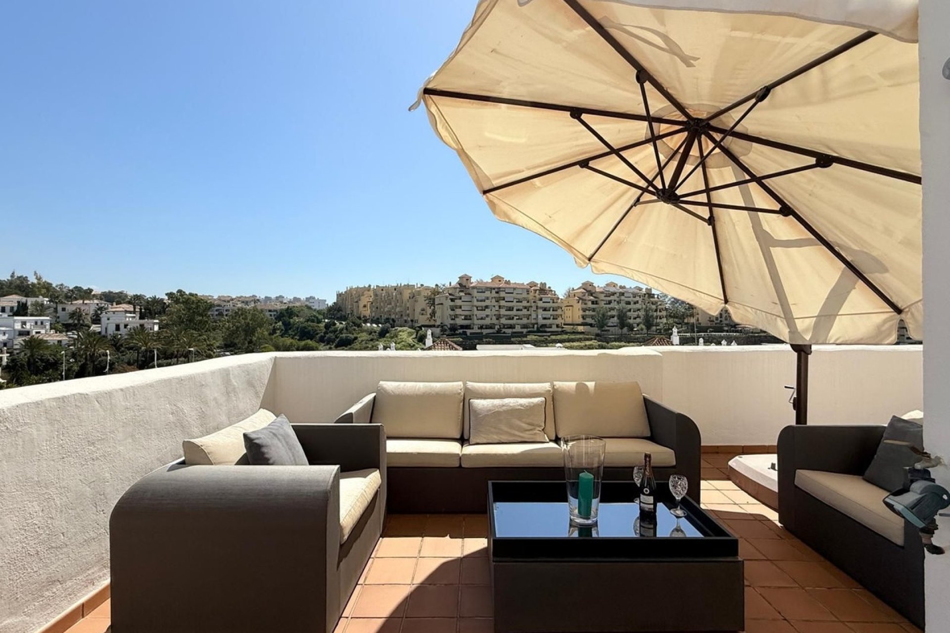 Rynek wtórny - apartment - Estepona - Estepona Centro