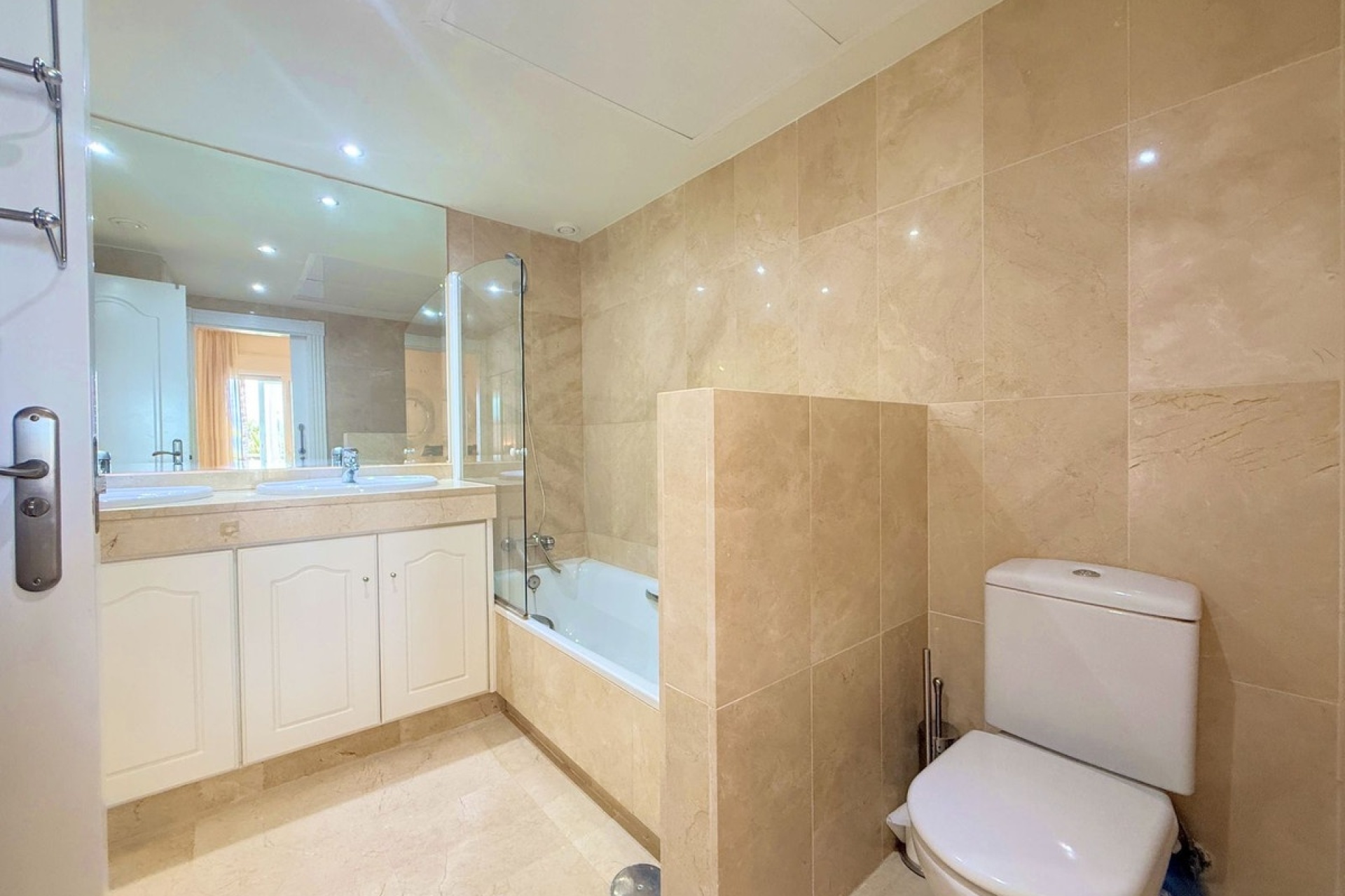 Rynek wtórny - apartment - Estepona - Estepona Centro