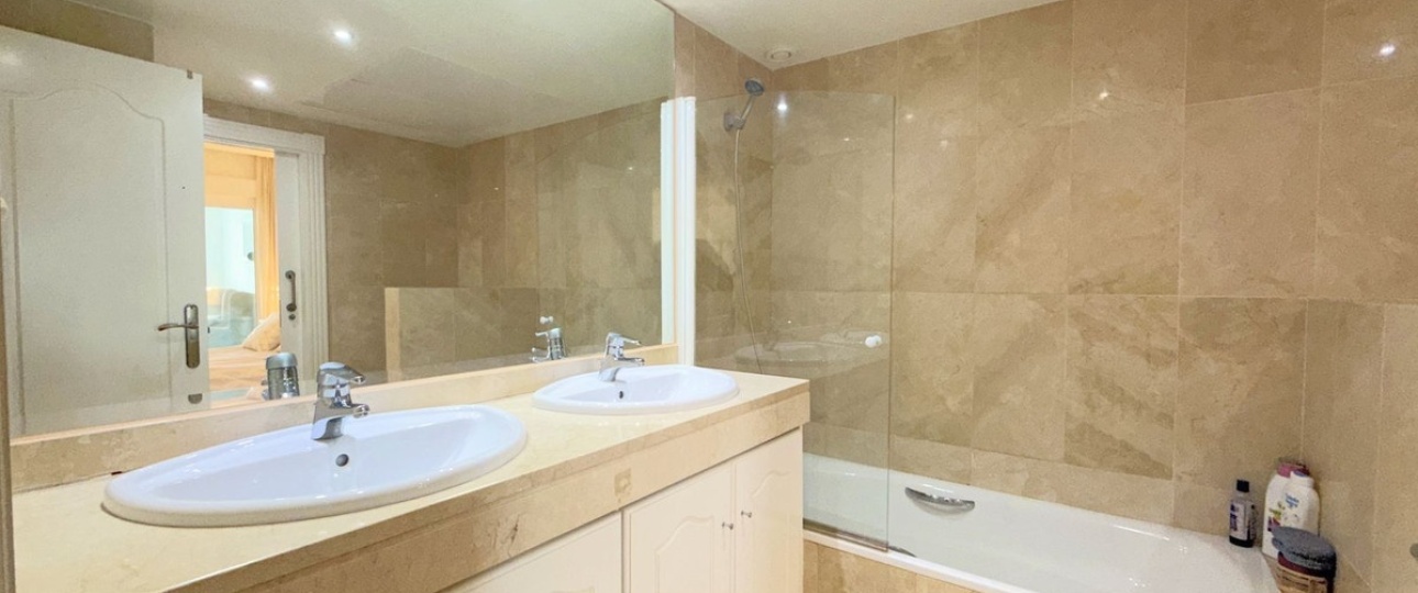 Rynek wtórny - apartment - Estepona - Estepona Centro