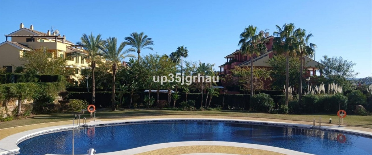 Rynek wtórny - apartment - Estepona - Estepona Centro