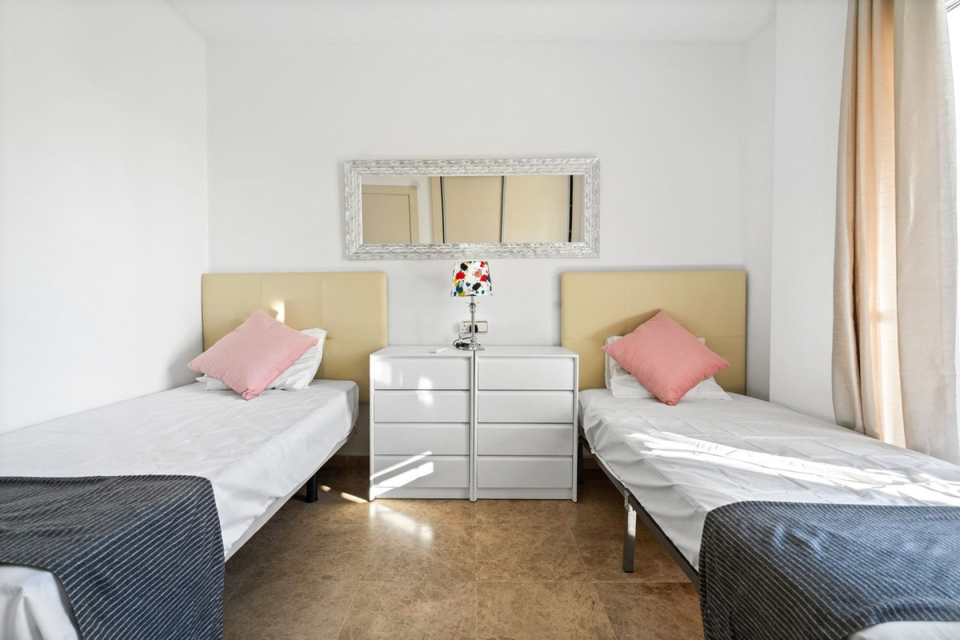 Rynek wtórny - apartment - Estepona - Estepona Centro