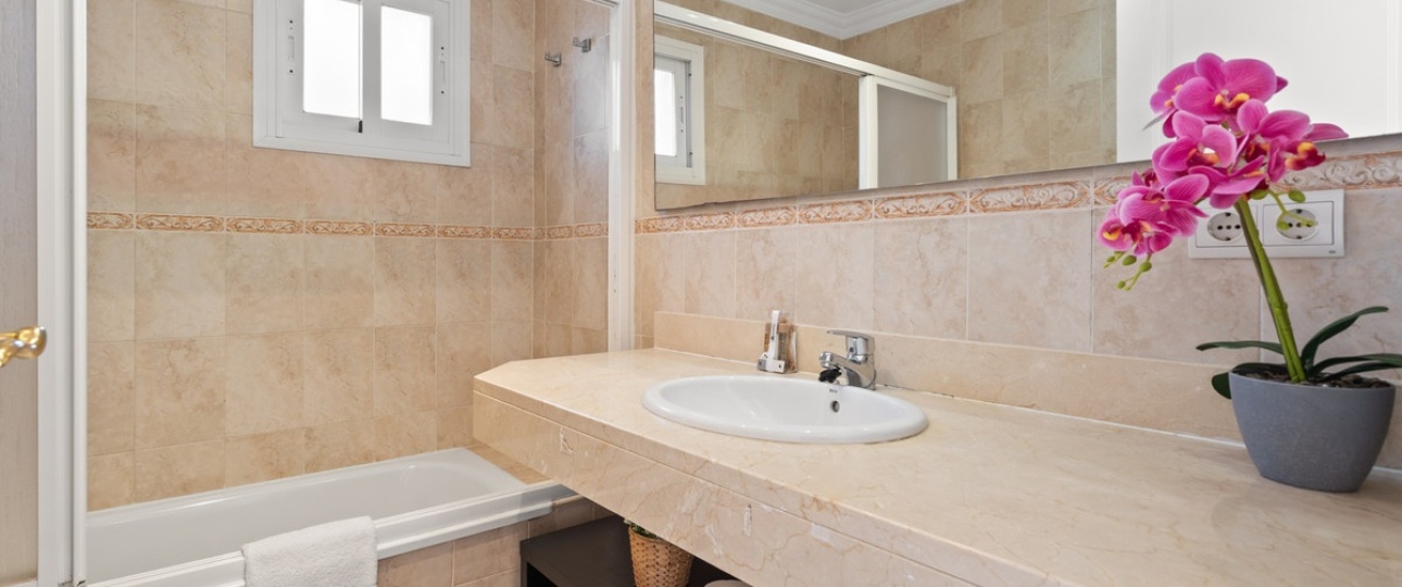 Rynek wtórny - apartment - Estepona - Estepona Centro